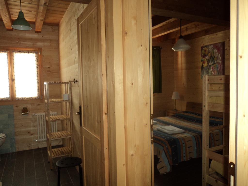 Chalet Trentino Acomodação com café da manhã Fiavè Quarto foto