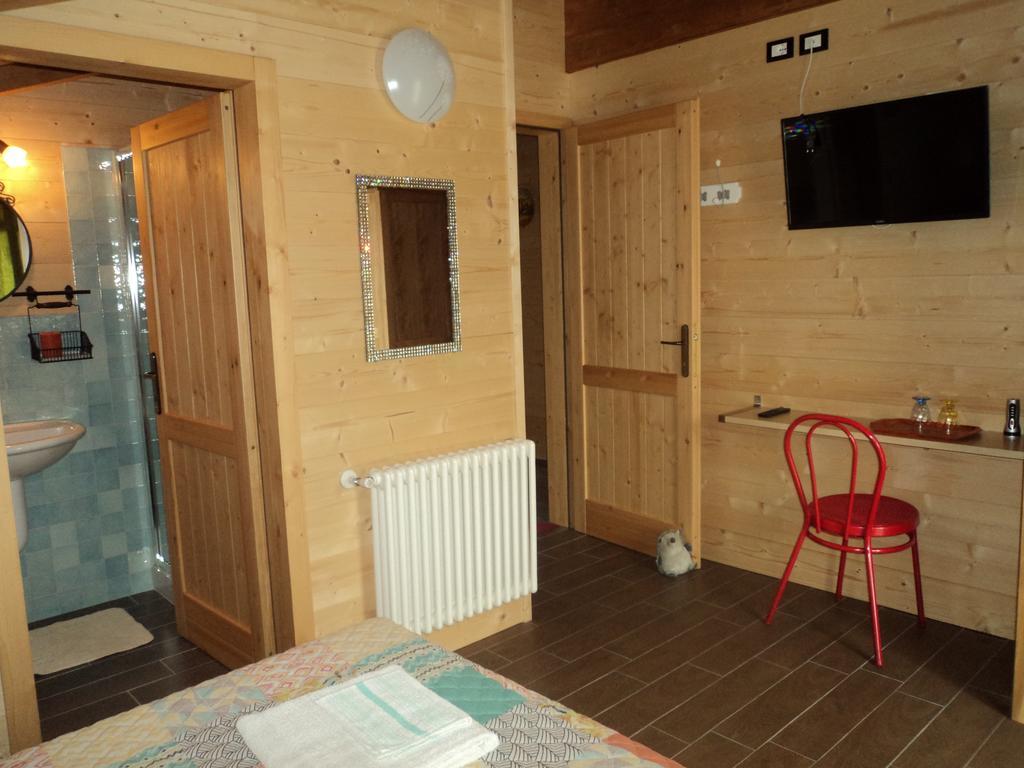 Chalet Trentino Acomodação com café da manhã Fiavè Quarto foto
