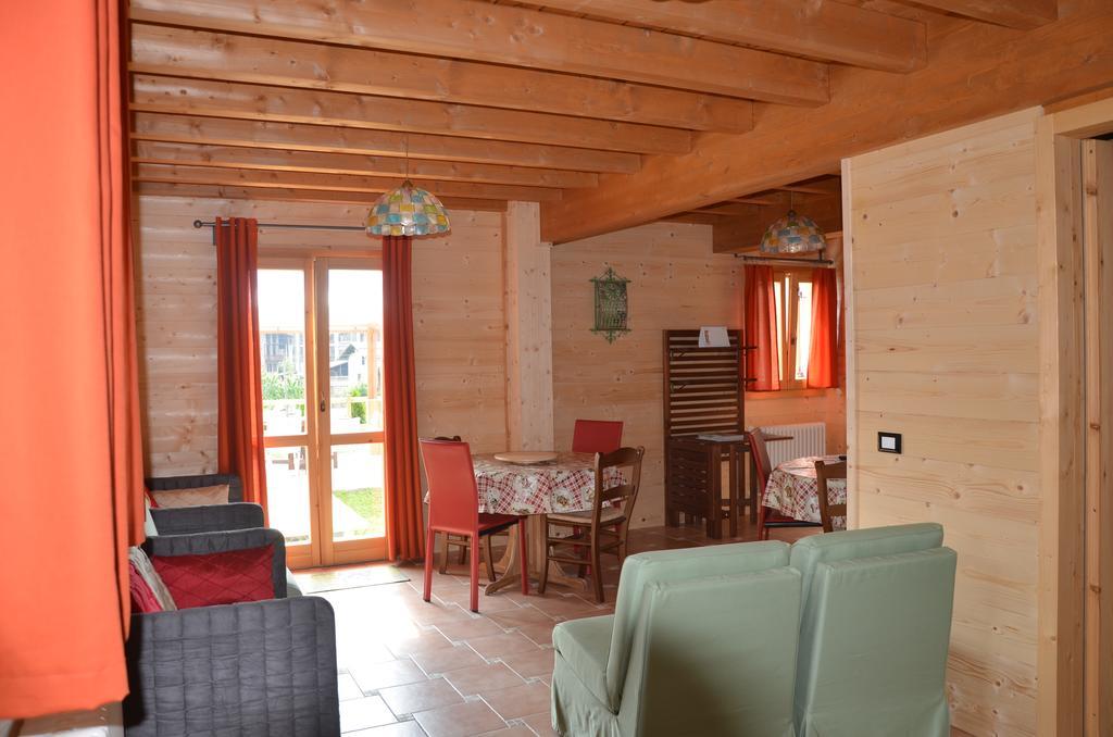 Chalet Trentino Acomodação com café da manhã Fiavè Exterior foto