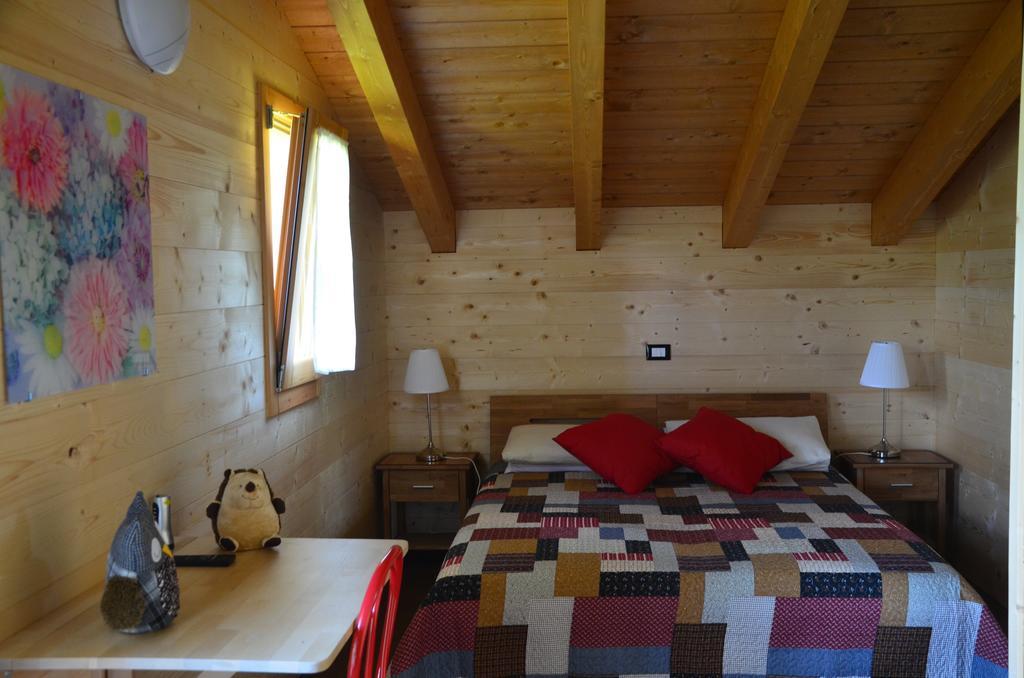 Chalet Trentino Acomodação com café da manhã Fiavè Quarto foto